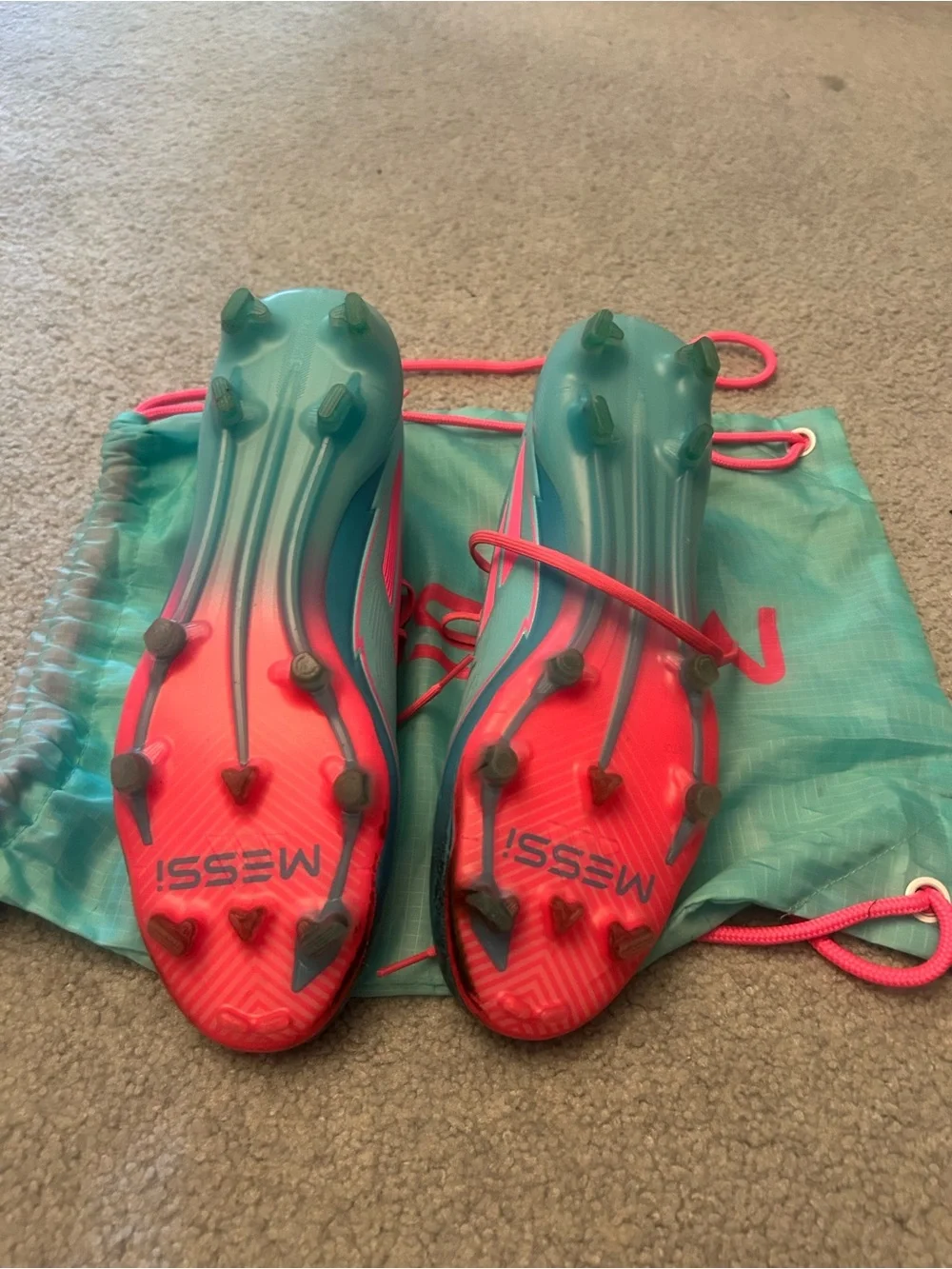 Men’s adidas f50 Messi size 11